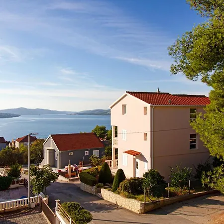Villa Bianca Trogir Exterior photo
